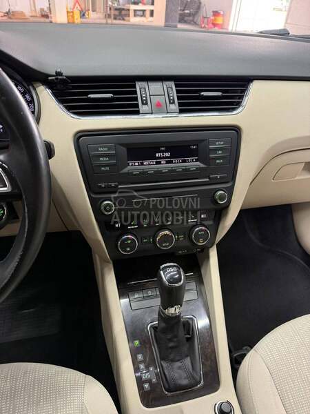 Škoda Octavia 1.6