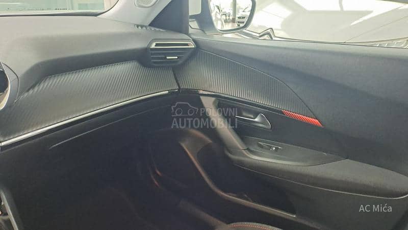 Peugeot 2008 1.5 BLUE NAV ALU LED