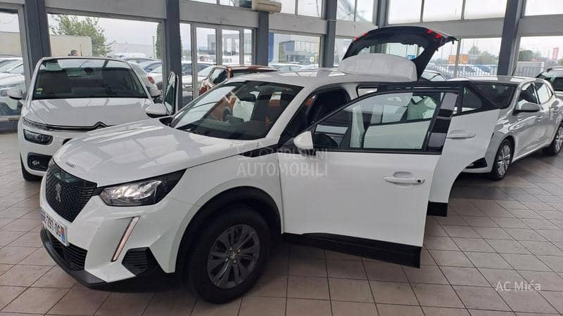 Peugeot 2008 1.5 BLUE NAV ALU LED