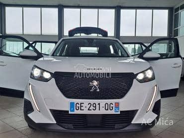 Peugeot 2008 1.5 BLUE NAV ALU LED