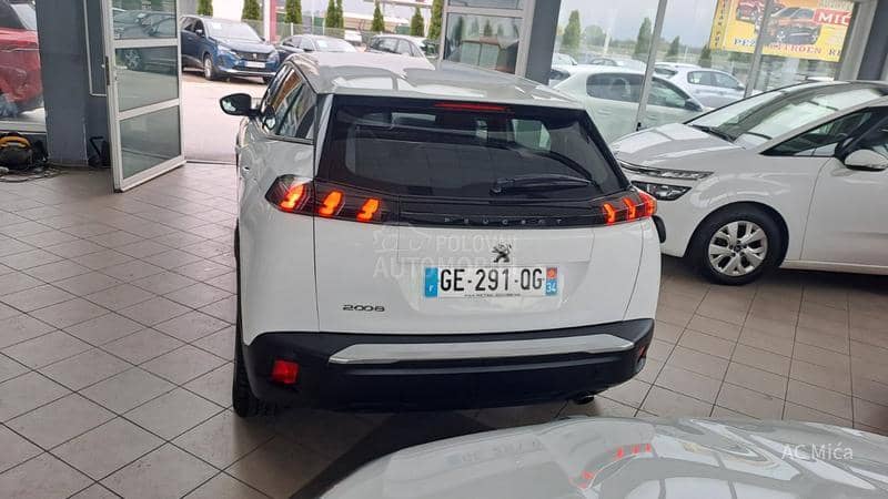 Peugeot 2008 1.5 BLUE NAV ALU LED