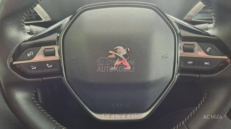 Peugeot 3008 1.2NAV ALU KAM 65000
