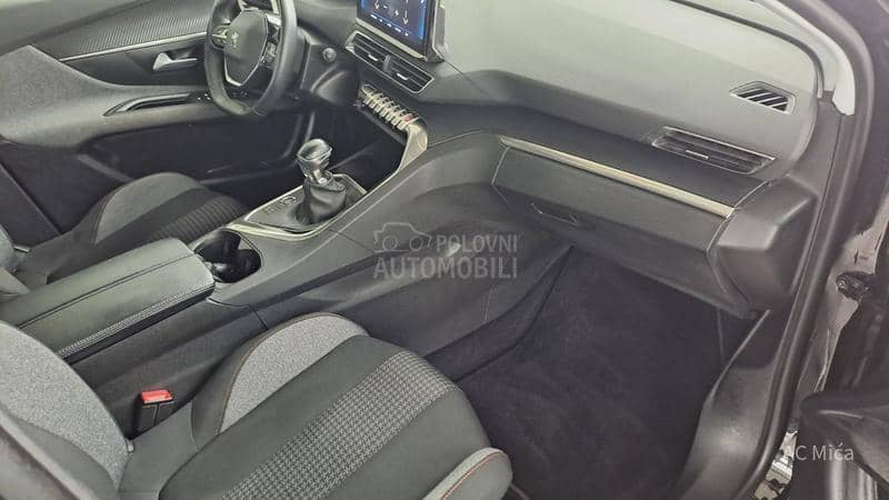 Peugeot 3008 1.2NAV ALU KAM 65000