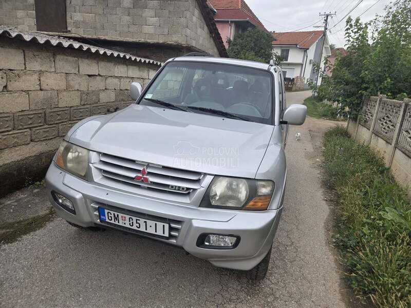 Mitsubishi Pajero 