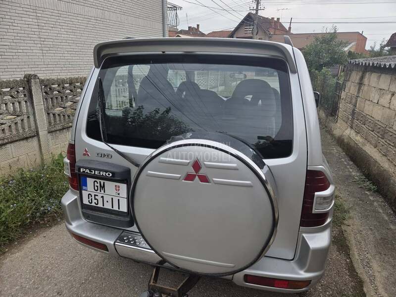 Mitsubishi Pajero 