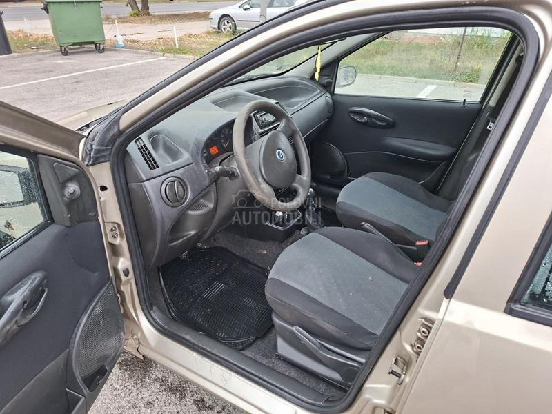 Fiat Punto 1.2 8V