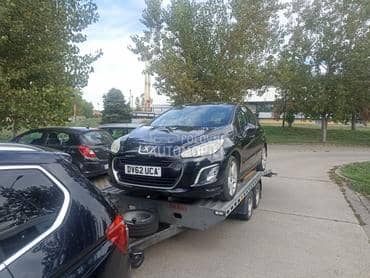 Peugeot 308 -  kompletan auto u delovima