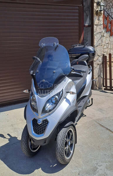 Piaggio mp3 sport  B kategorija