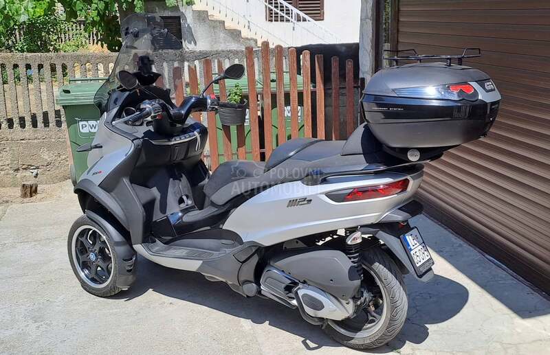 Piaggio mp3 sport  B kategorija