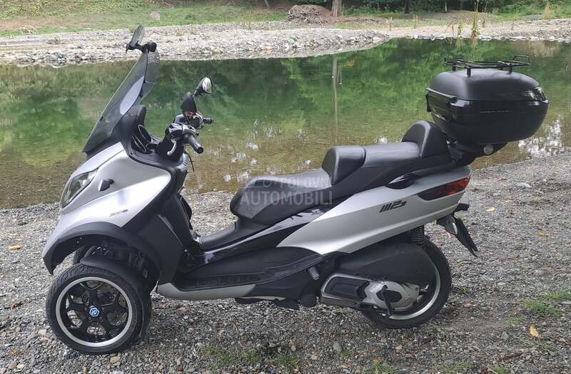 Piaggio mp3 sport  B kategorija
