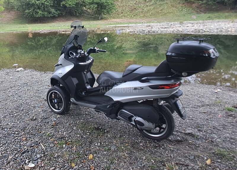 Piaggio mp3 sport  B kategorija