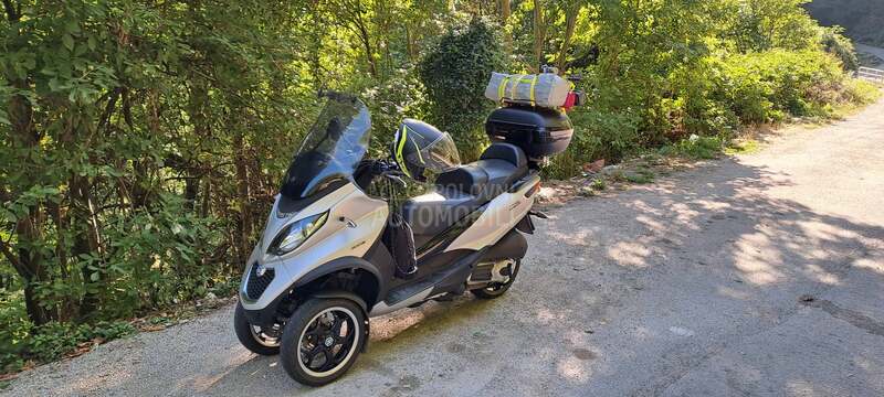 Piaggio mp3 sport  B kategorija