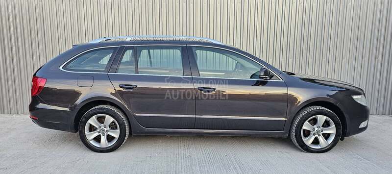 Škoda Superb 1.6 tdi N A V I