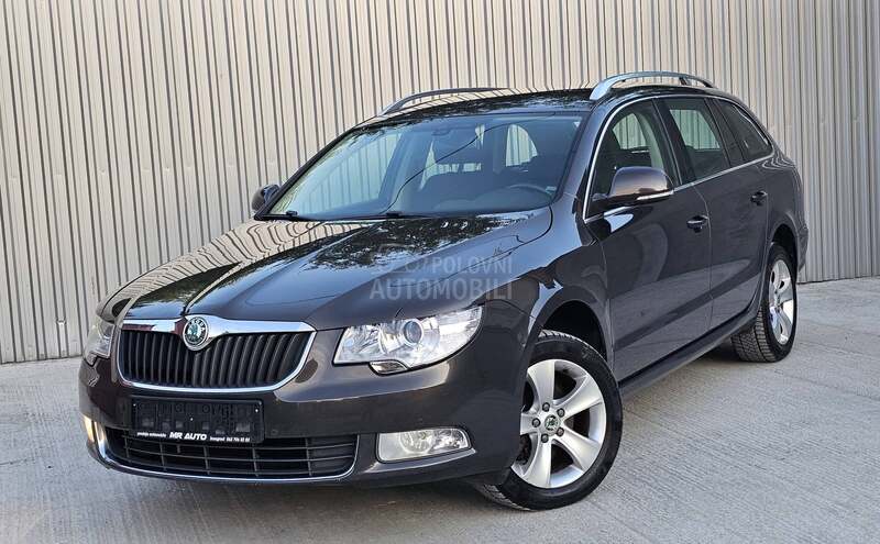Škoda Superb 1.6 tdi N A V I