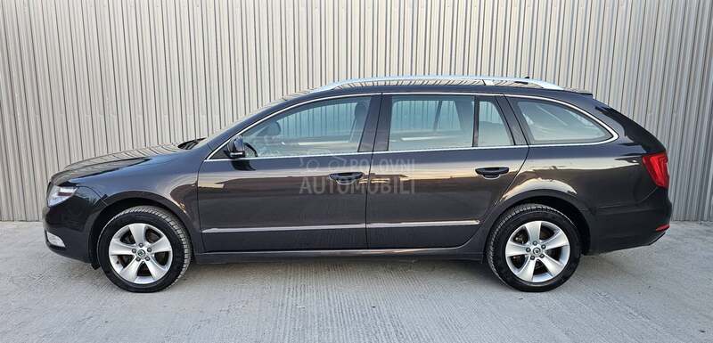 Škoda Superb 1.6 tdi N A V I