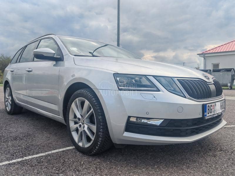 Škoda Octavia 2.0tdi LED/DSG/ELE