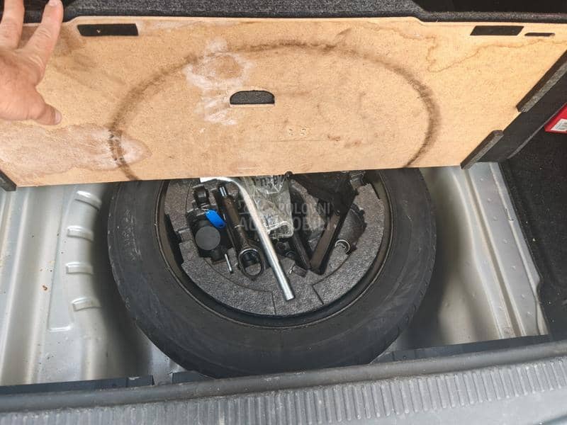 Škoda Octavia 2.0tdi LED/DSG/ELE