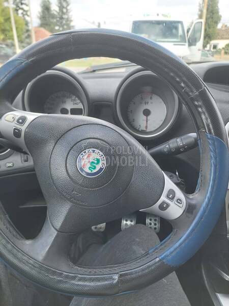 Alfa Romeo 156 