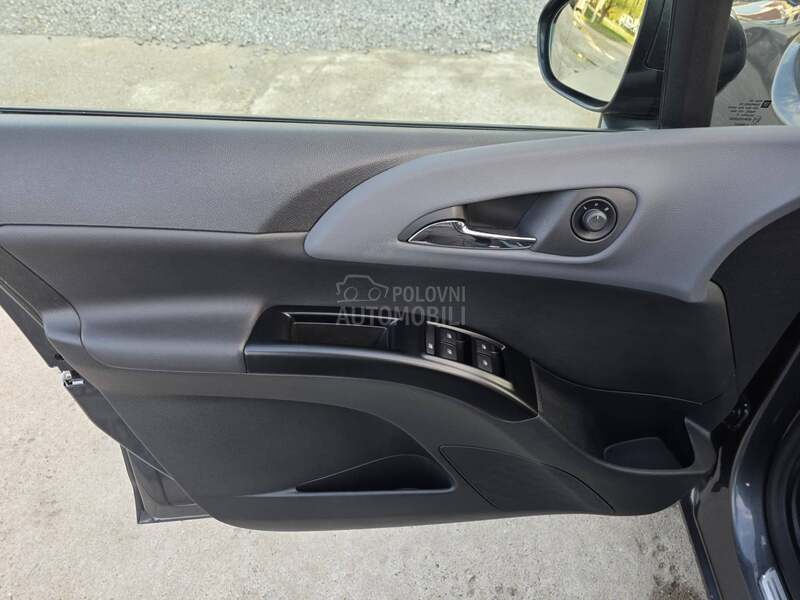 Opel Meriva 1.4 B