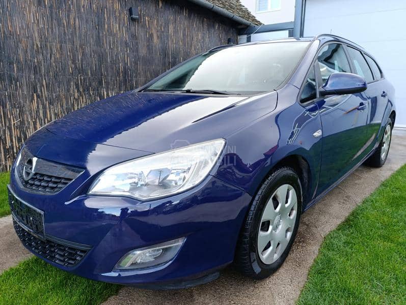 Opel Astra J 1.7 cdti