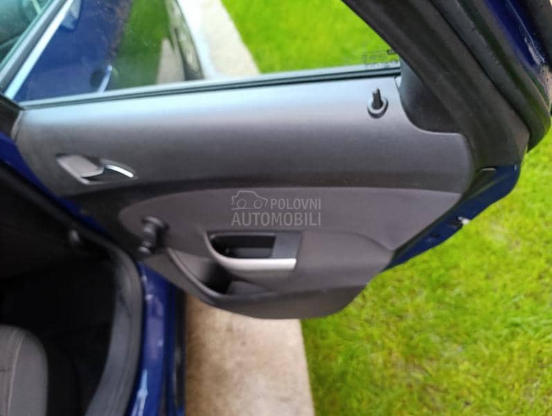 Opel Astra J 1.7 cdti