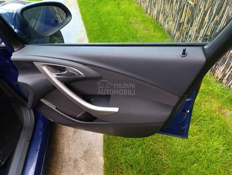 Opel Astra J 1.7 cdti