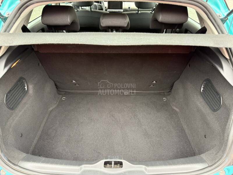 Citroen C4 Cactus 1.2b n.o.v