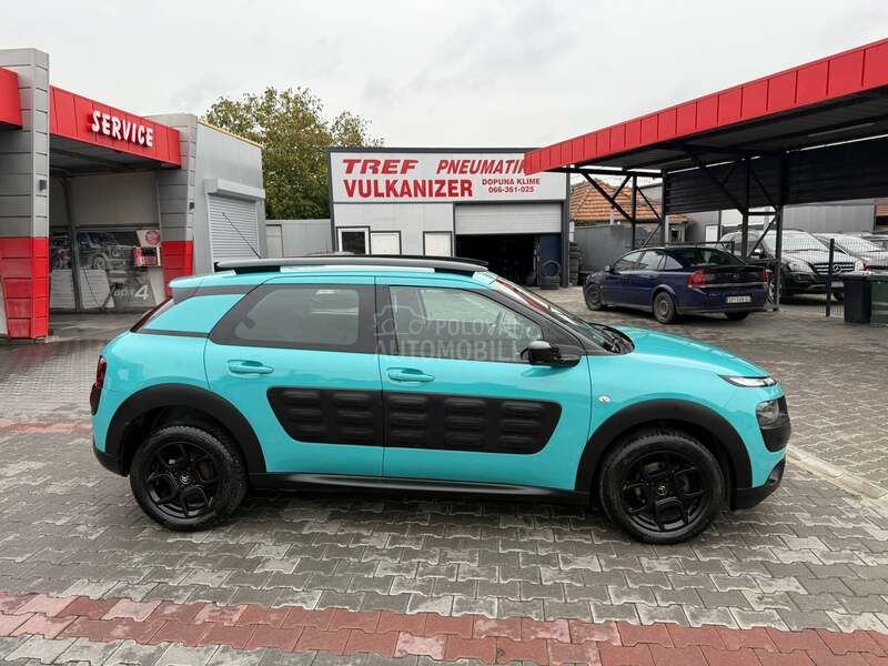 Citroen C4 Cactus 1.2b n.o.v