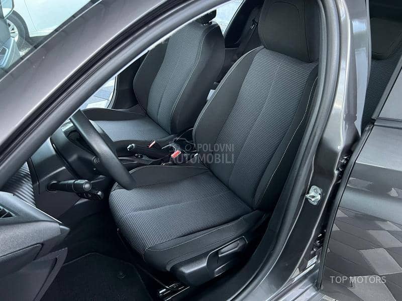 Peugeot 208 ZAMENjEN LANAC