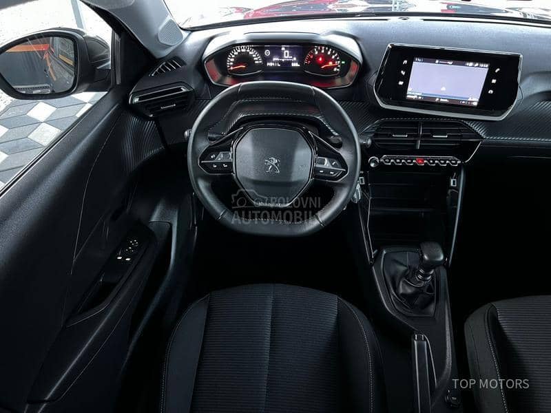 Peugeot 208 ZAMENjEN LANAC