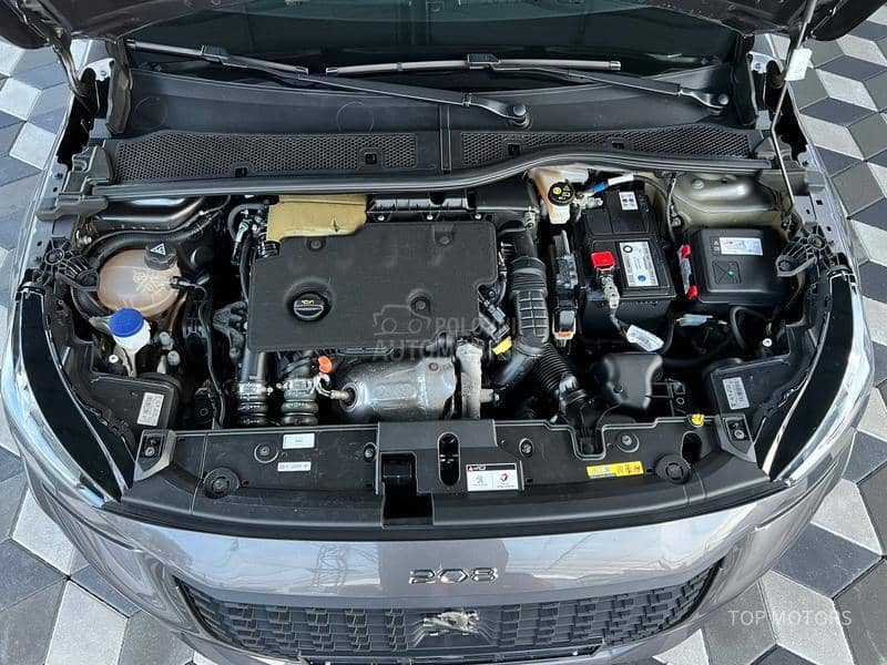 Peugeot 208 ZAMENjEN LANAC