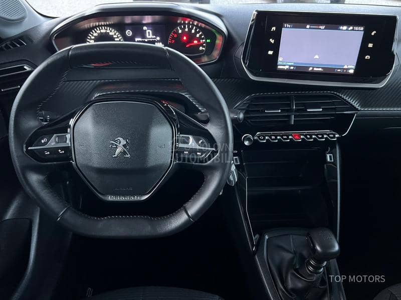 Peugeot 208 ZAMENjEN LANAC