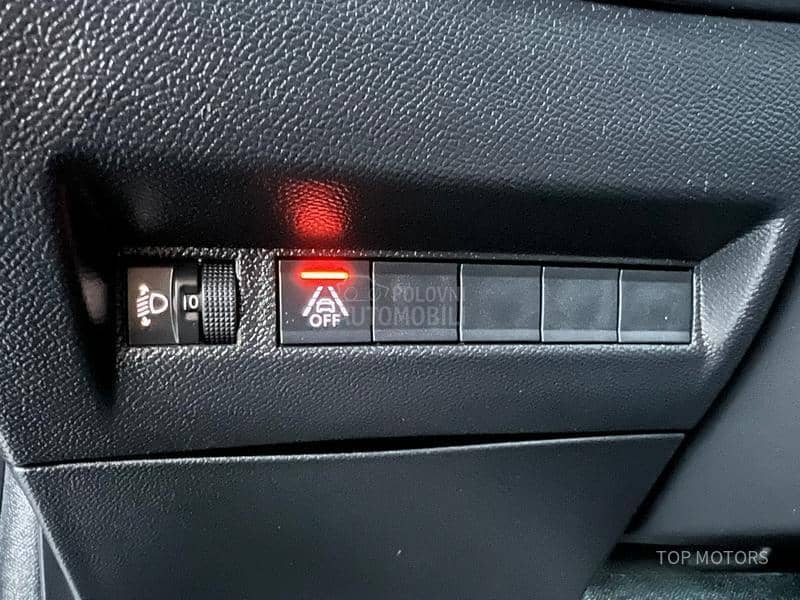 Peugeot 208 ZAMENjEN LANAC