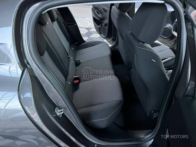 Peugeot 208 ZAMENjEN LANAC