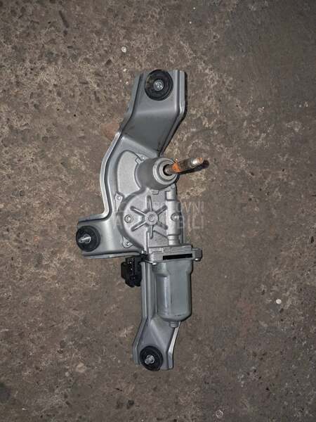 Motor zadnjeg brisača