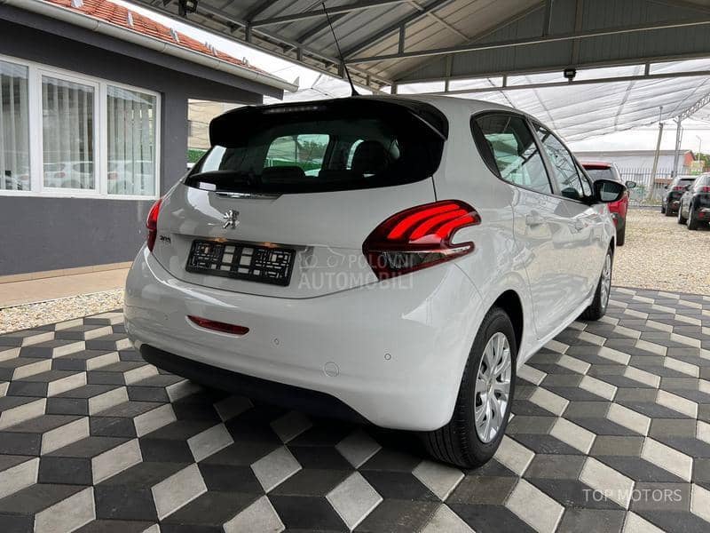 Peugeot 208 T.O.P STANjE