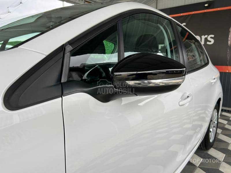 Peugeot 208 T.O.P STANjE