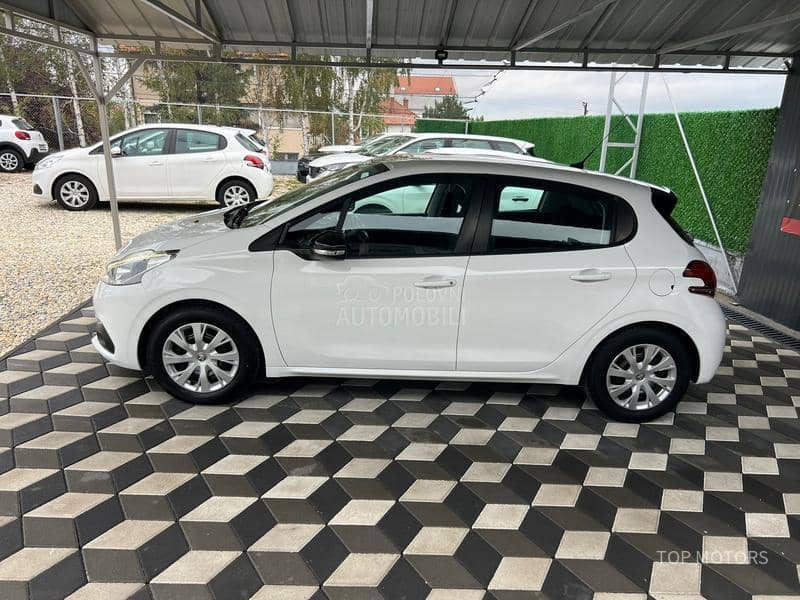Peugeot 208 T.O.P STANjE