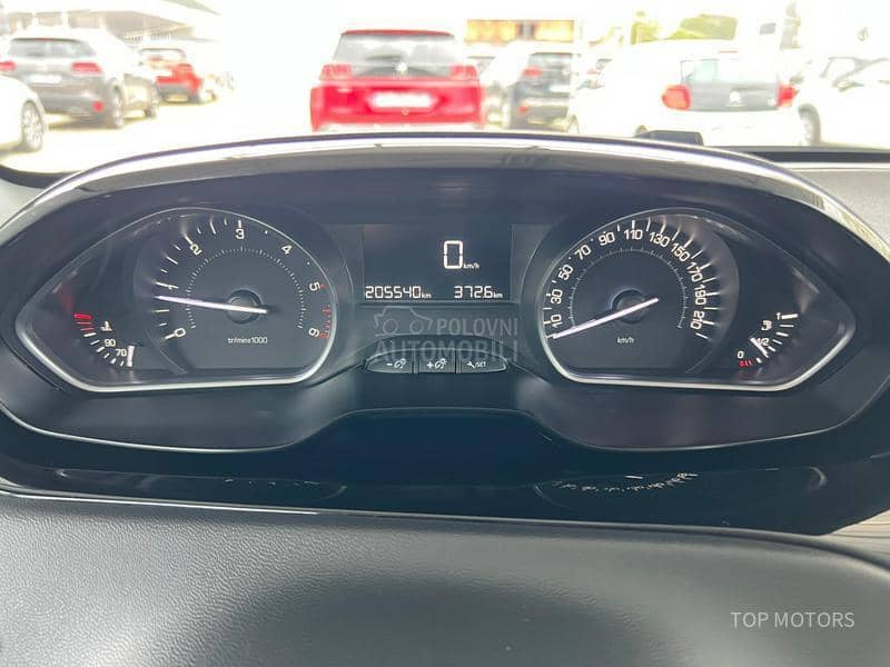 Peugeot 208 T.O.P STANjE