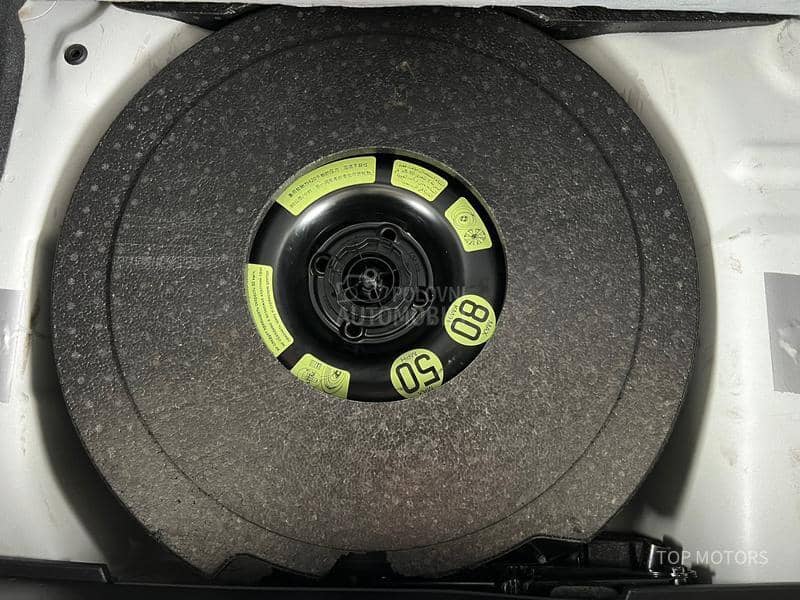 Peugeot 208 T.O.P STANjE