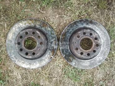 Prednji diskovi i plocice za Volkswagen Golf 5