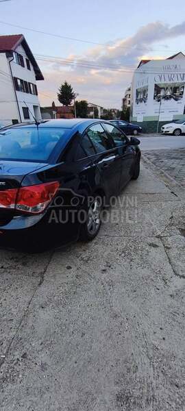 Chevrolet Cruze 