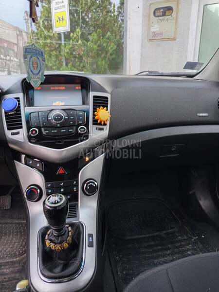Chevrolet Cruze 