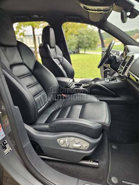 Porsche Cayenne S 4.2TDI