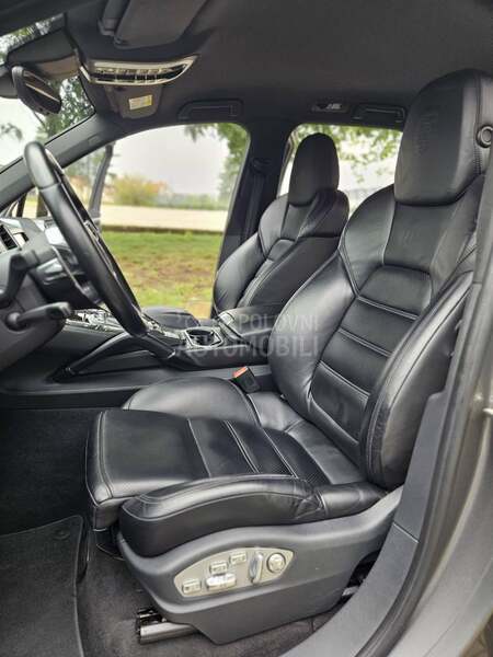 Porsche Cayenne S 4.2TDI