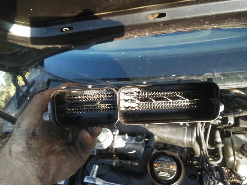 ECU - kompjuter motora 1.9 TDI