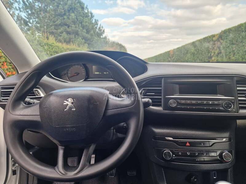 Peugeot 308 Active BlueHDI