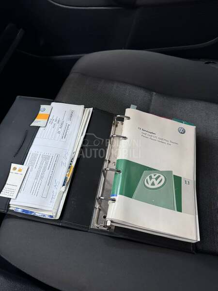 Volkswagen Golf 5 TOUR
