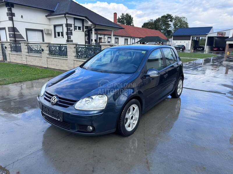 Volkswagen Golf 5 TOUR