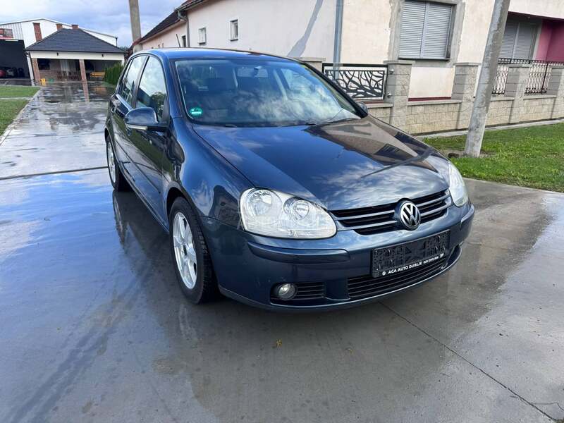 Volkswagen Golf 5 TOUR